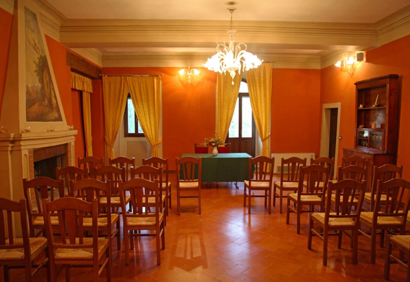 villaggio-della-salute-piu-sala-del-camino-jpg-cut